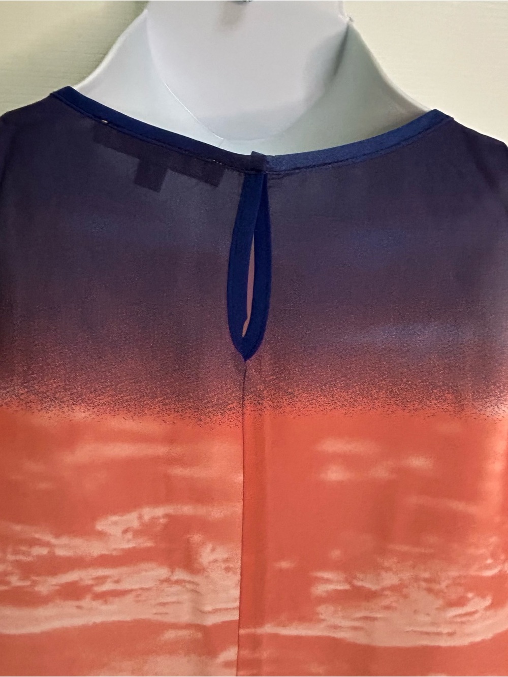 NWOT Joan Vass New York Wonen’s Sleeveless Blouse Multi Color Lightweight Sz Med - Picture 6 of 9